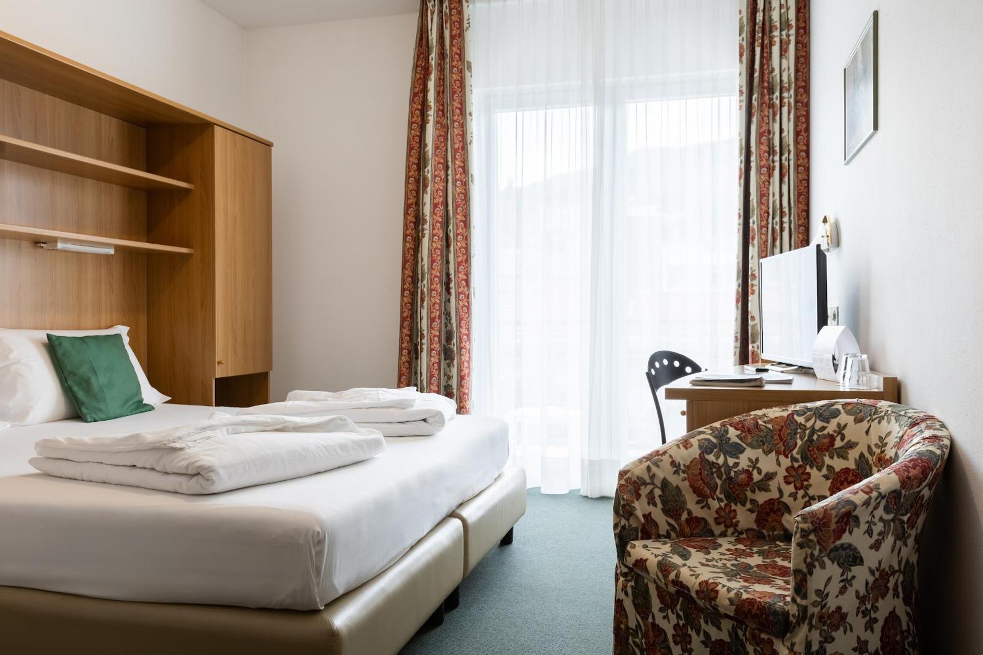 Brione Green Resort Riva del Garda Ngoại thất bức ảnh