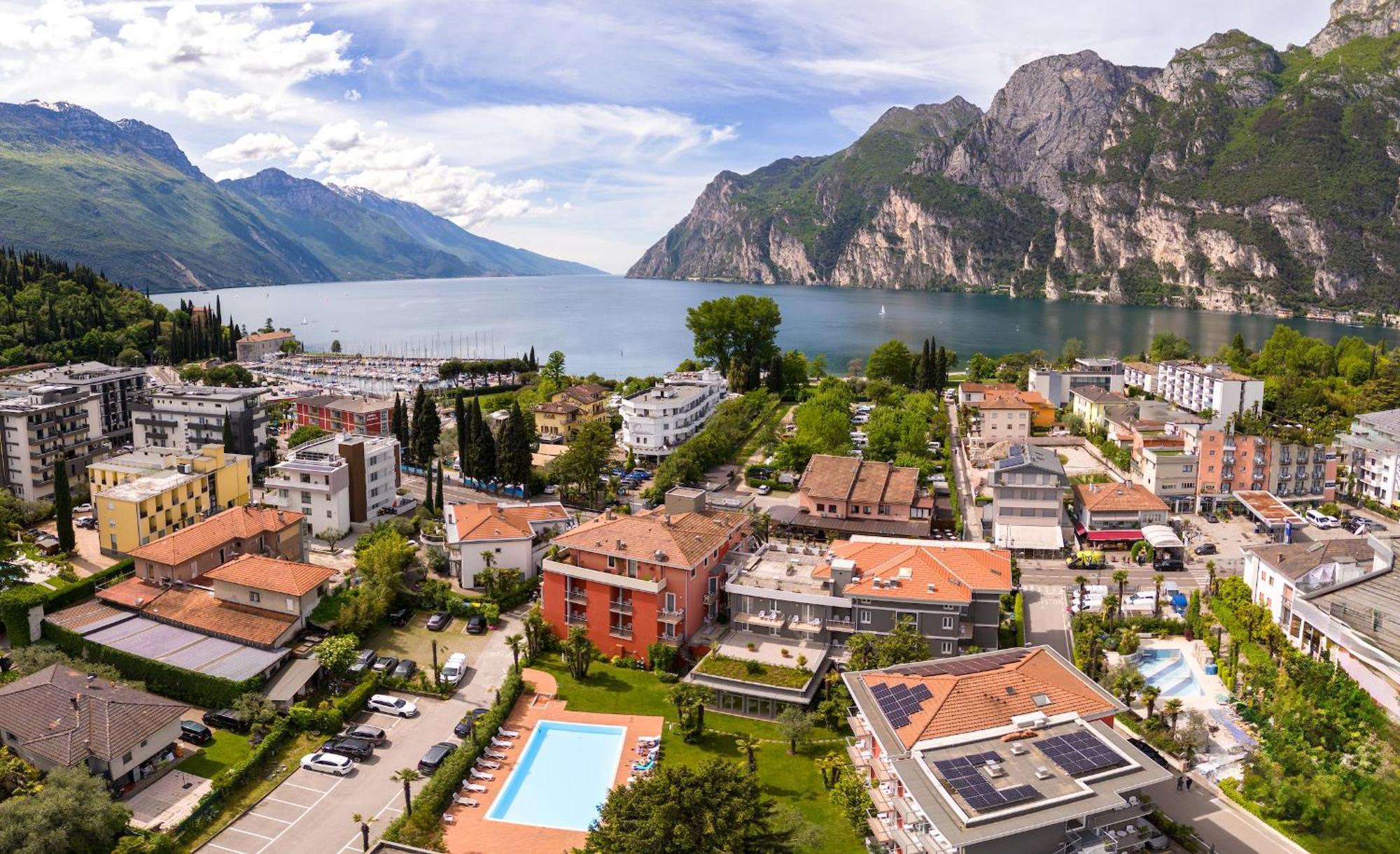 Brione Green Resort Riva del Garda Ngoại thất bức ảnh